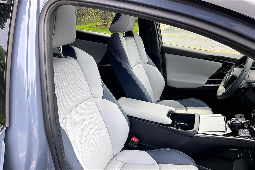 Certified Used 2023 Gray Subaru Touring image 7