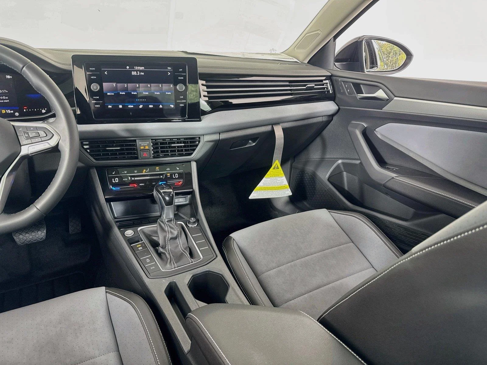 New 2027  Volkswagen SE image 23