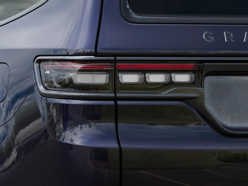 2025 Jeep Grand Wagoneer Series III - Photo 26