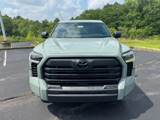 New 2026 Lunar Rock Toyota SR5 image 8