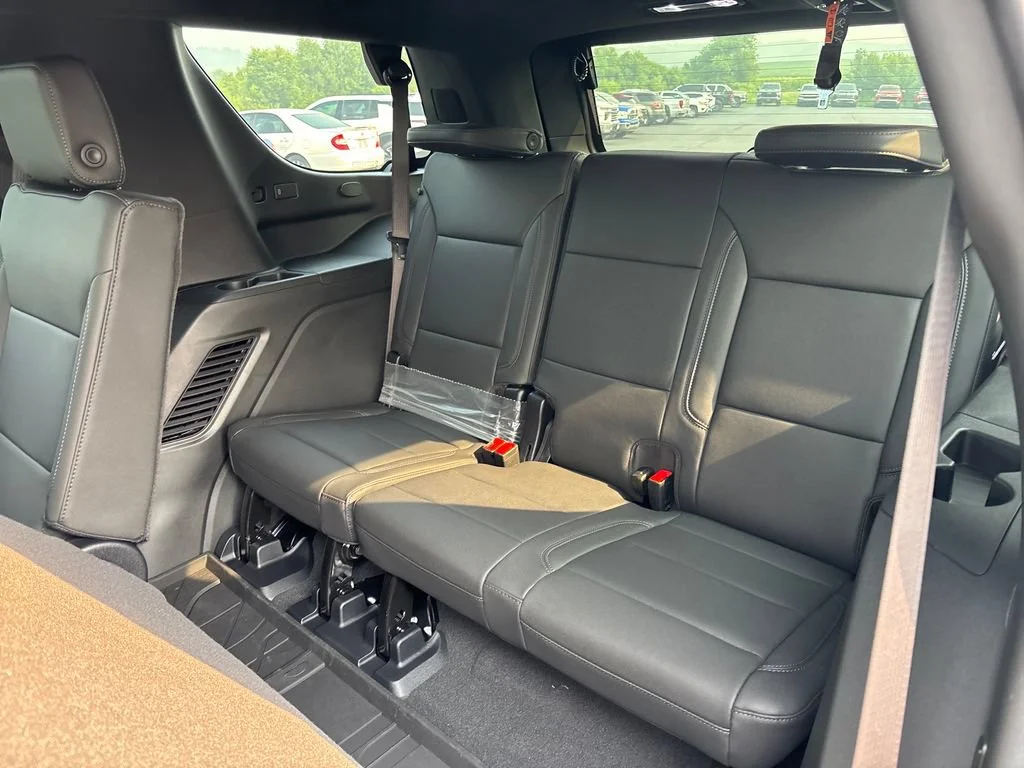 New 2026 Black Chevrolet LT image 27