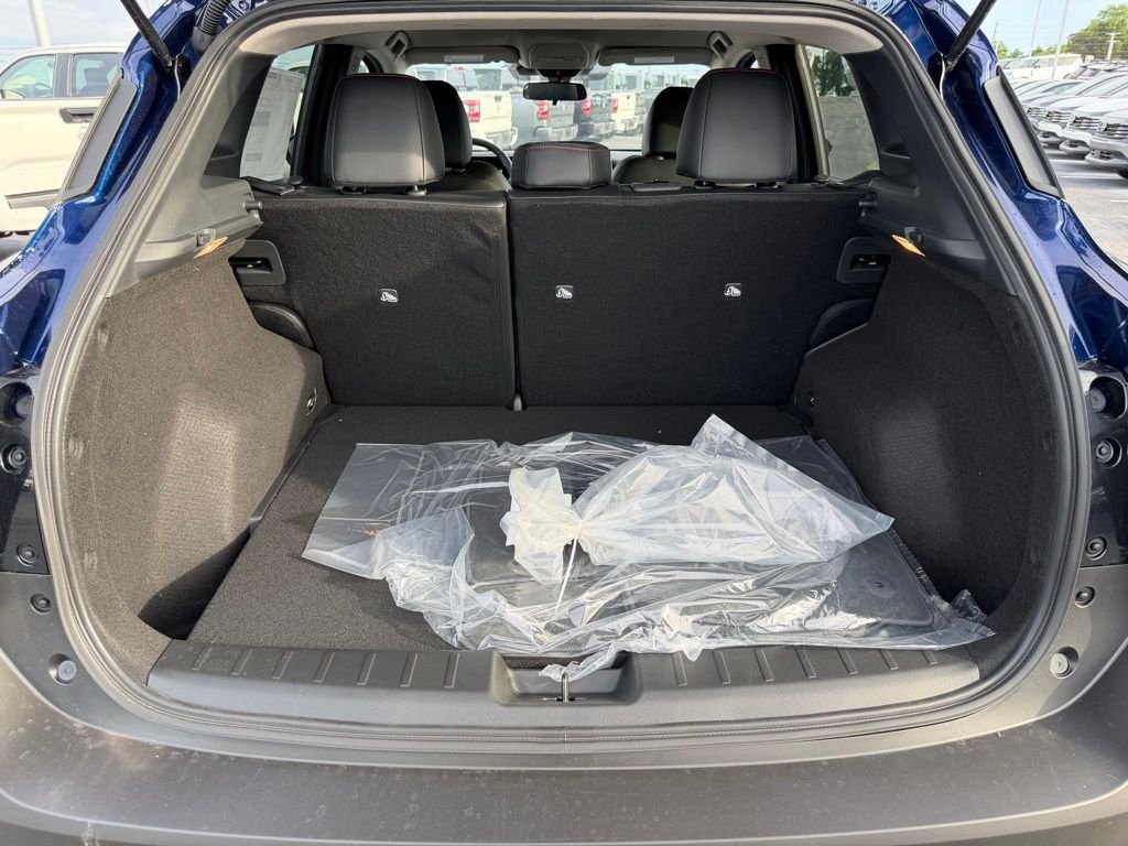 New 2026 Deep Blue Pearl Nissan SR image 29