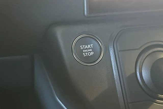 New 2026 Borasco Grey Land Rover X-Dynamic SE image 22