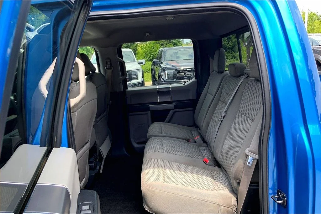 Used 2019 Blue Ford XLT image 10