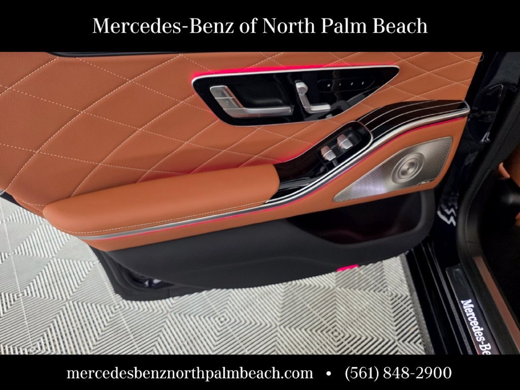 New 2027 Nautical Blue Metallic Mercedes-Benz S 580 image 15