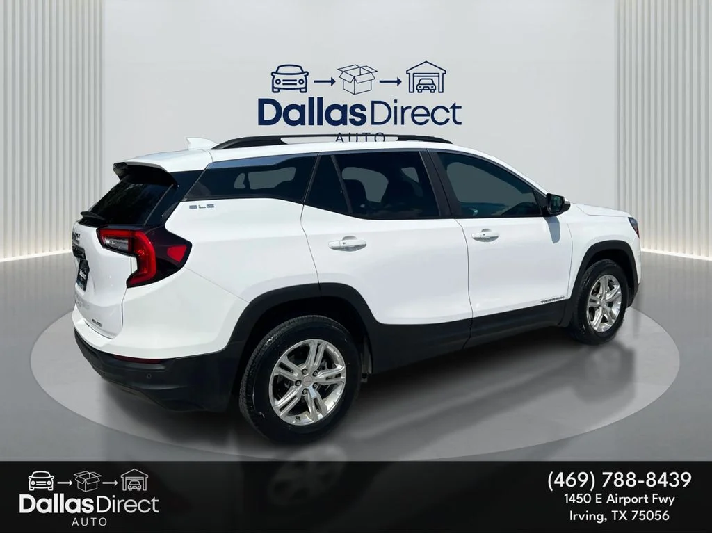 Used 2023 Summit White GMC SLE image 6