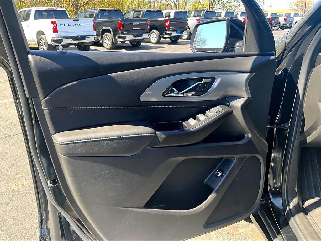 Used 2023 Black Chevrolet LT Leather image 9