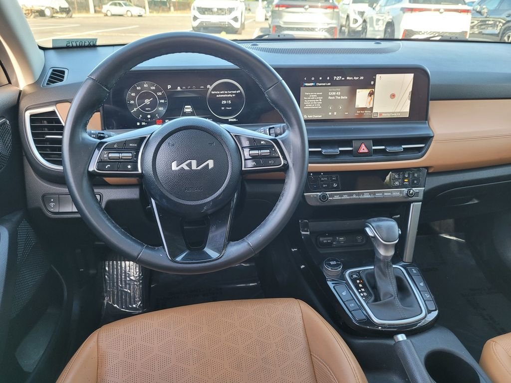 Used 2024 Gray Kia EX image 19