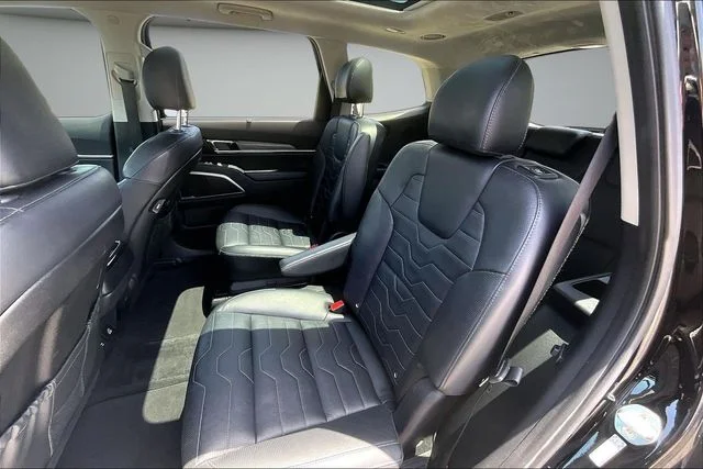 Used 2021 Ebony Black Kia SX image 22