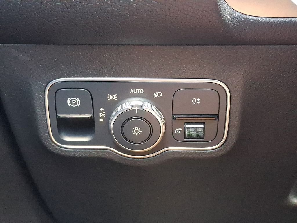 Used 2022 Gray Mercedes-Benz 350 image 25