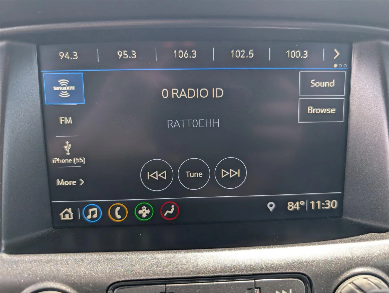 Used 2022 Summit White Chevrolet Z71 image 15