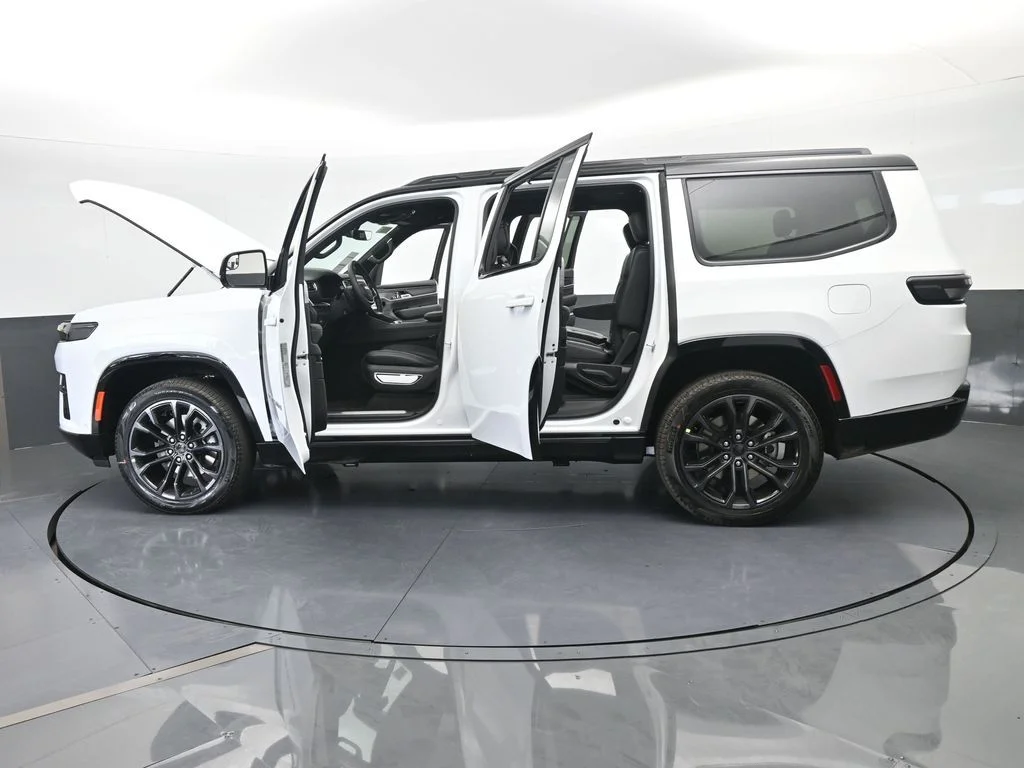 New 2026 Bright White Clearcoat Jeep Summit Obsidian image 73