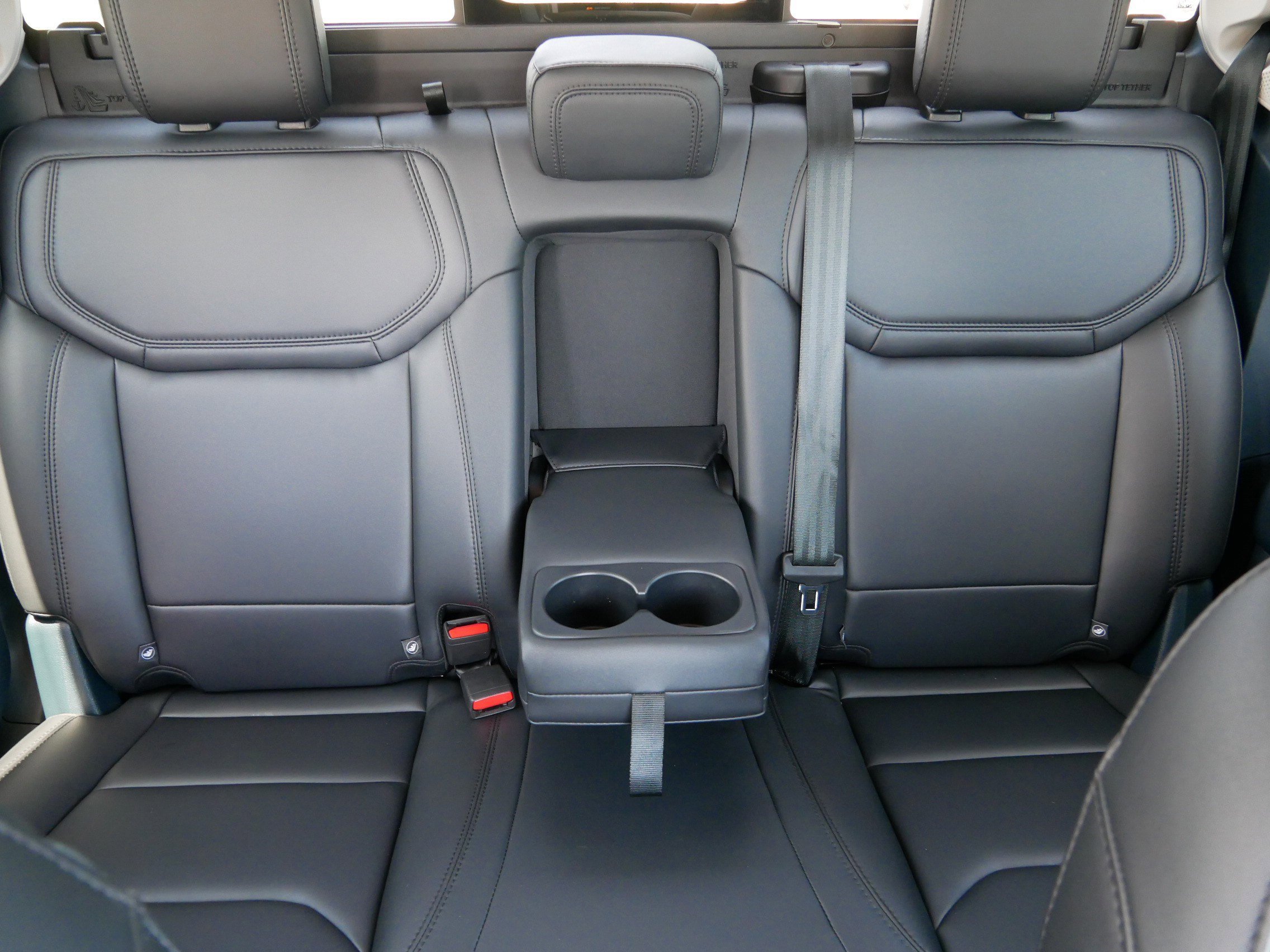 Used 2025 Gray Ford Lariat image 11
