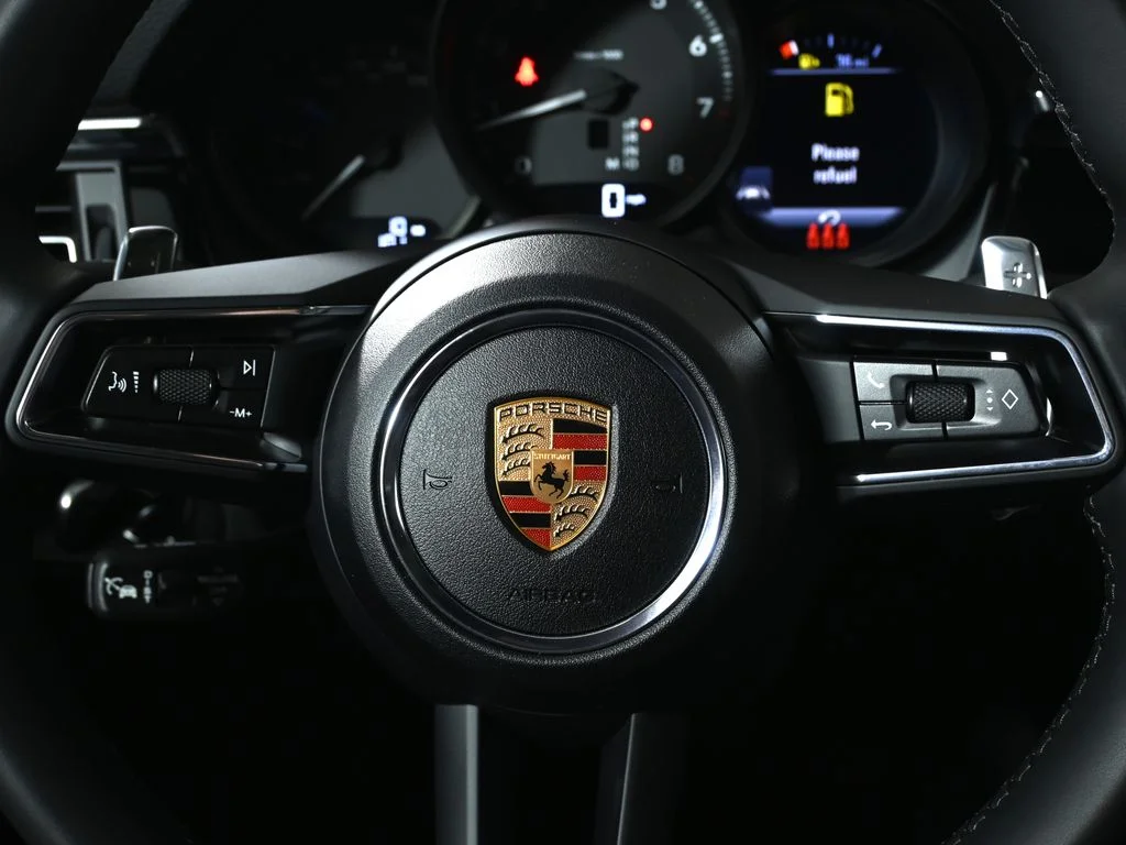 2026 Porsche Macan T - Photo 19