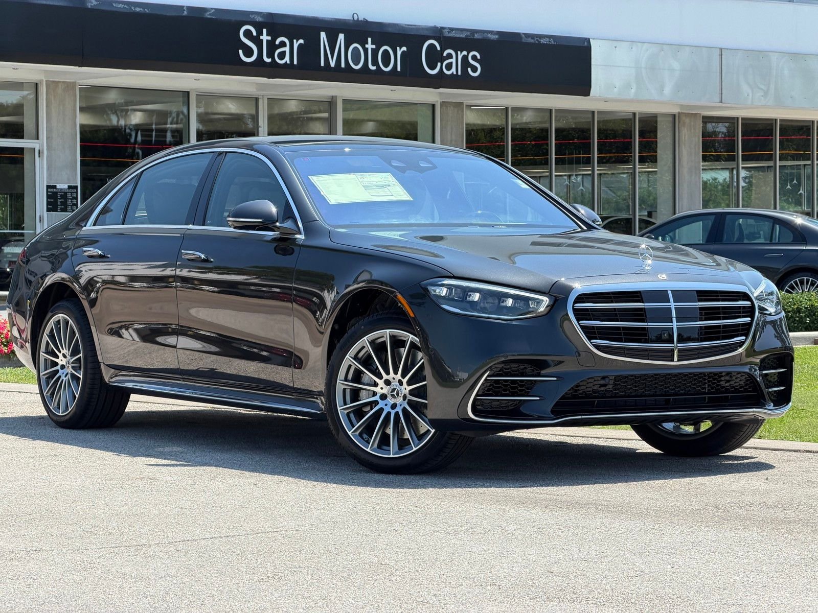 2026 Mercedes-Benz S-Class S 580 4MATIC's photo