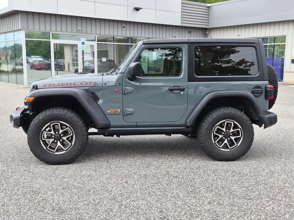 Used 2024 Anvil Clear Coat Jeep Rubicon image 5