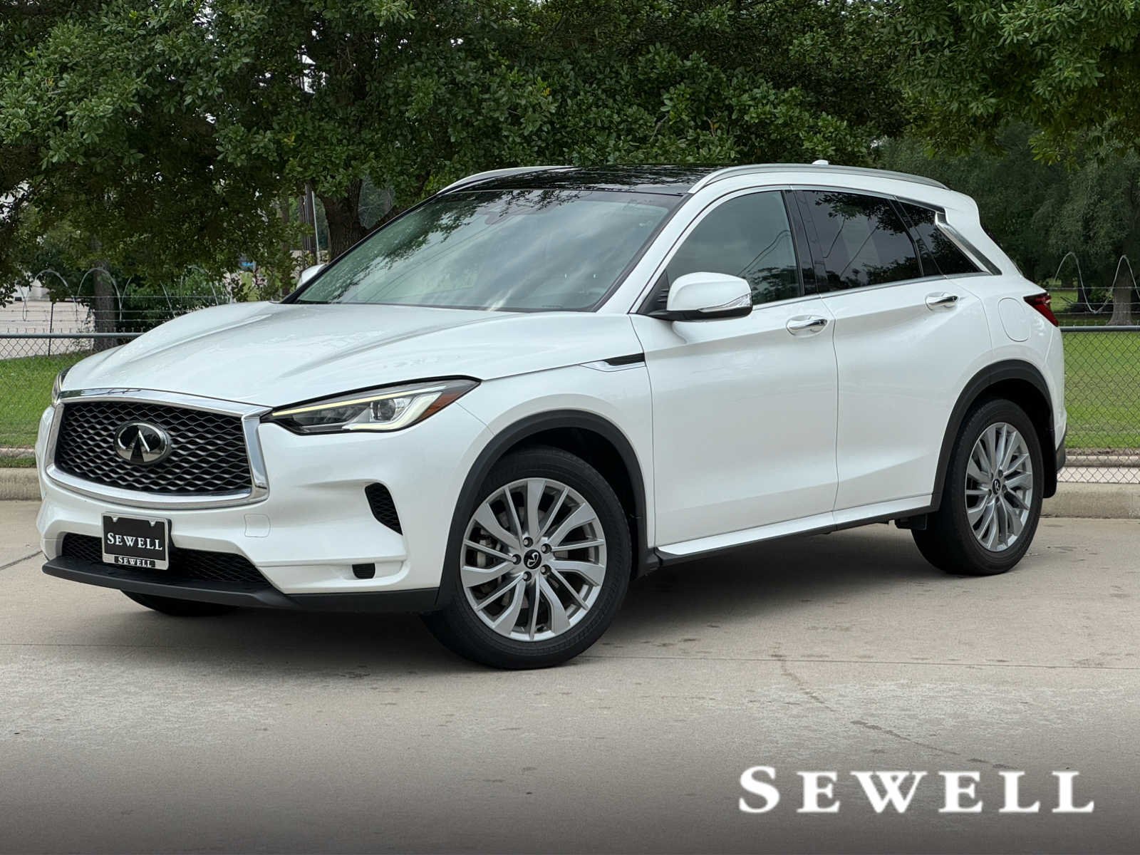 2023 INFINITI QX50 Luxe