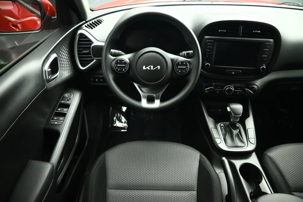 Used 2025 Red Kia LX image 5
