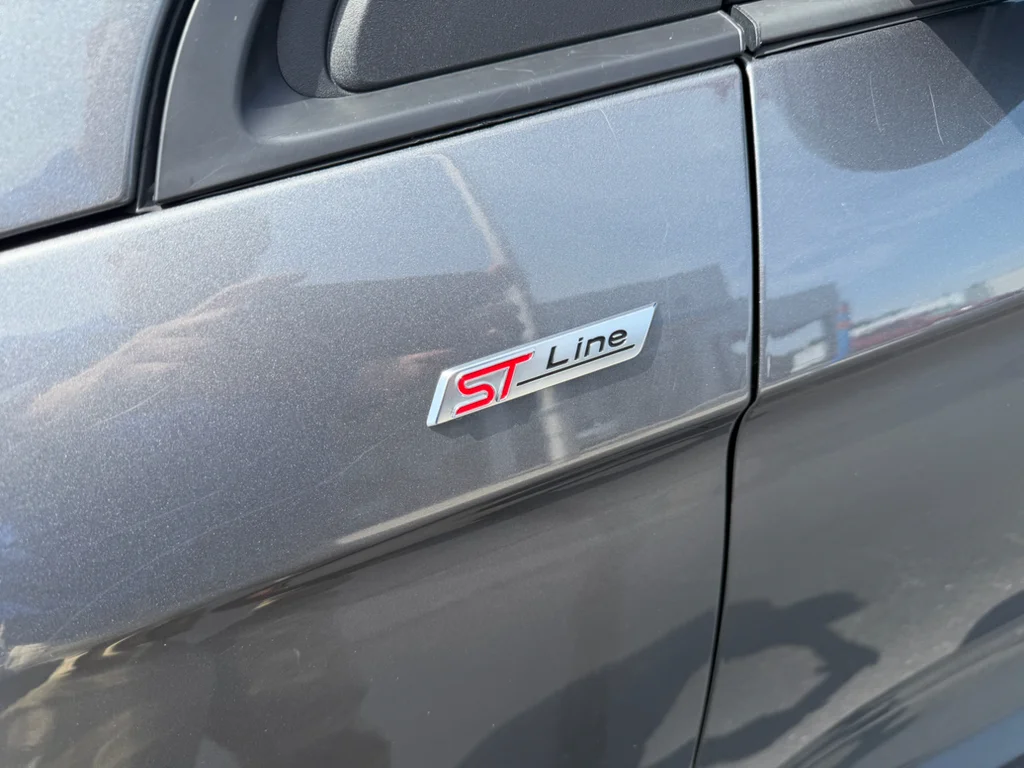 Used 2024 Gray Ford ST-Line image 3