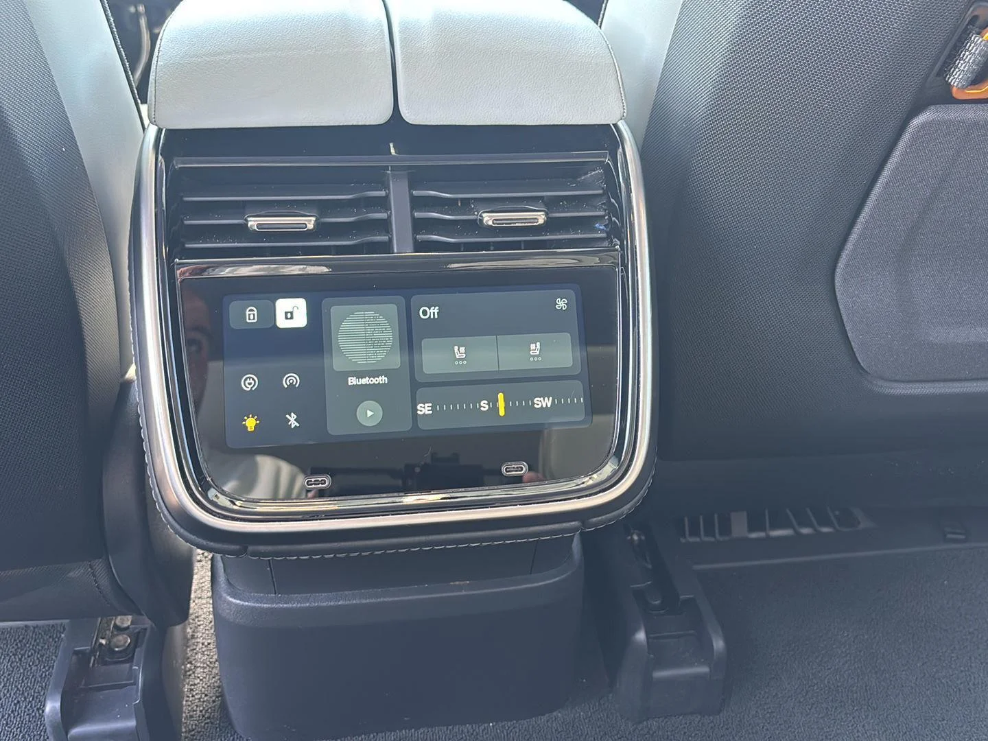 Used 2024 Glacier White Rivian Adventure image 22