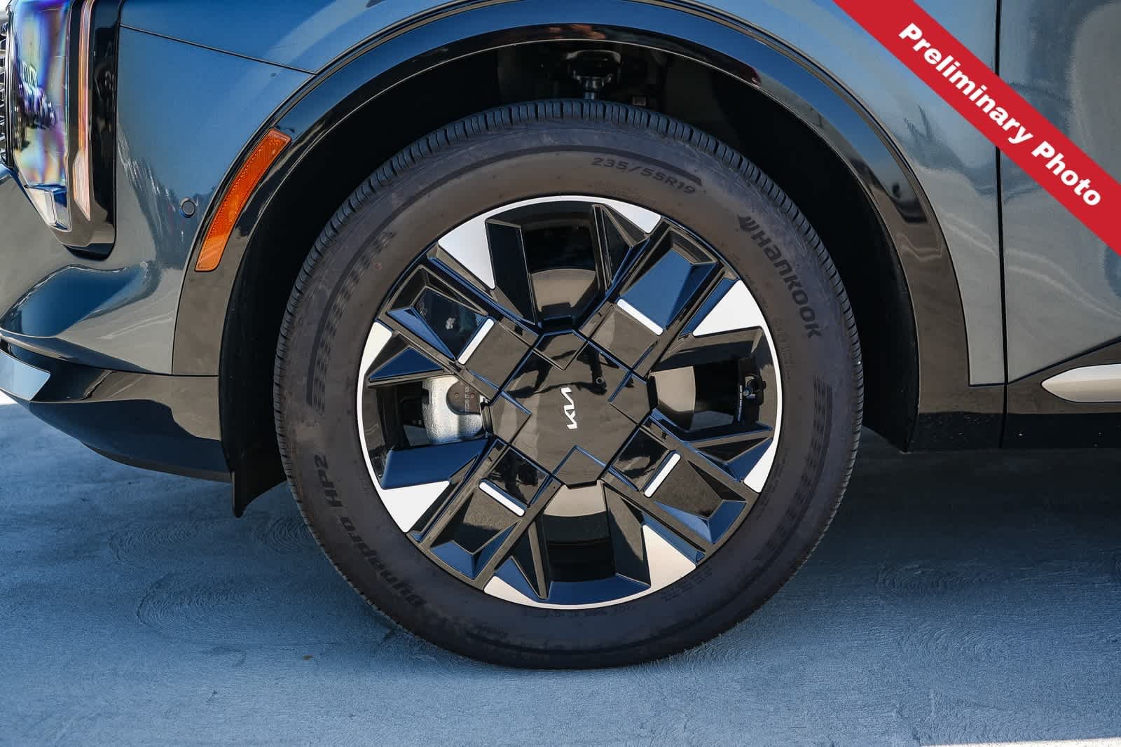 Used 2026 Gravity Gray Kia SX-Prestige image 11