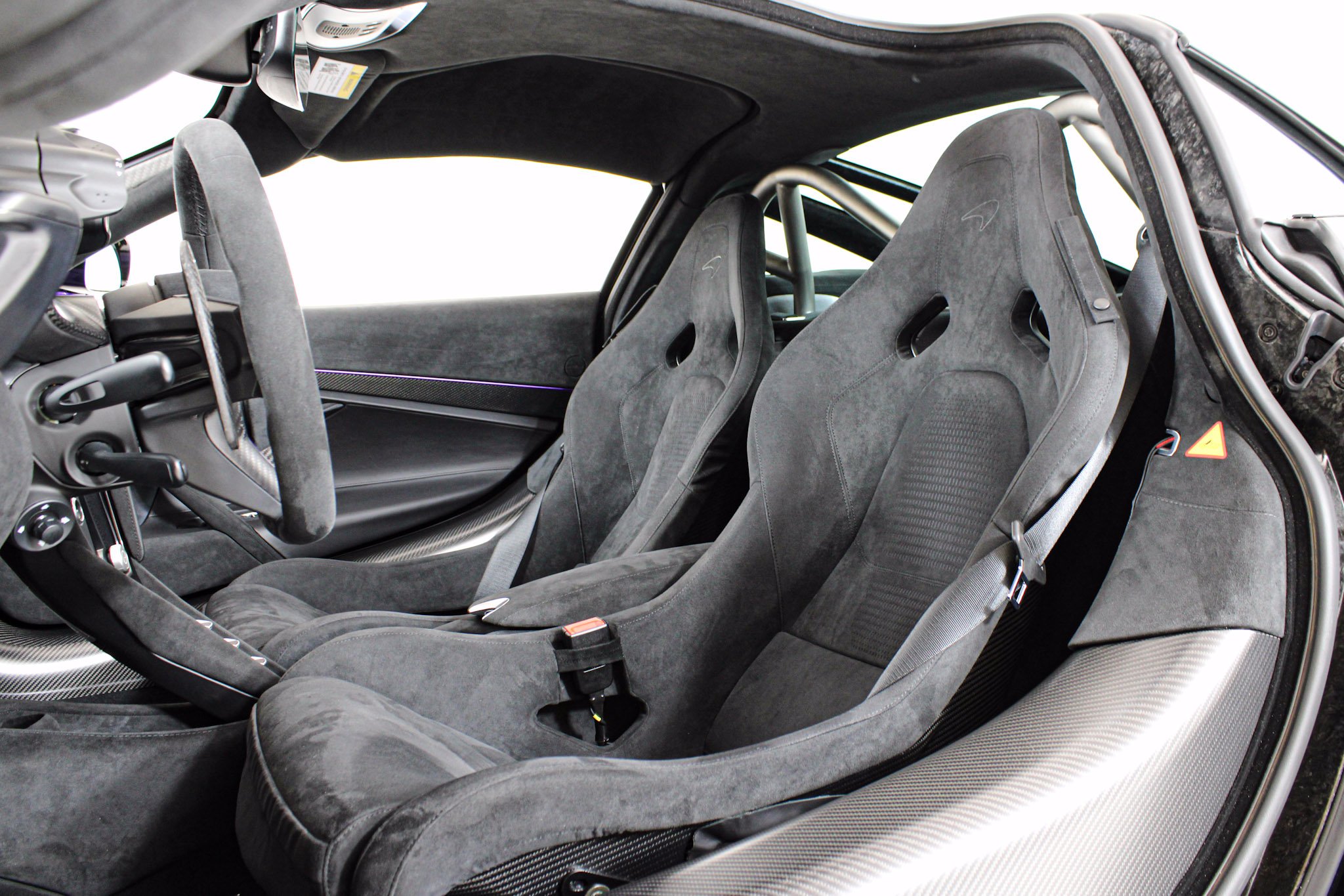 Used 2024 Purple McLaren Coupe image 49