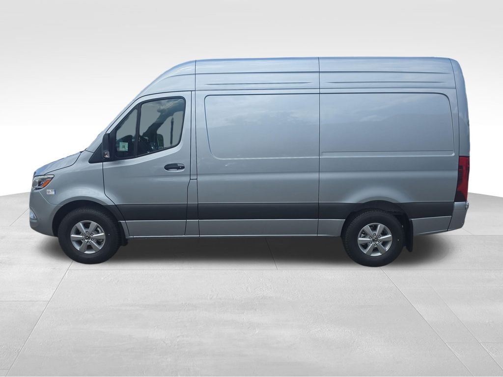 New 2026 high-tech silver metallic Mercedes-Benz Cargo 144 WB image 2