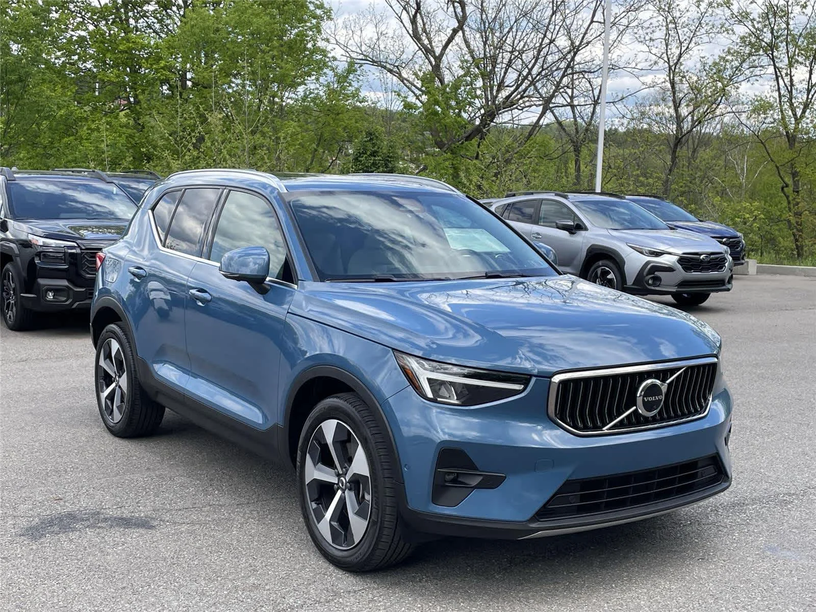 2023 Volvo XC40 Plus - Photo 7