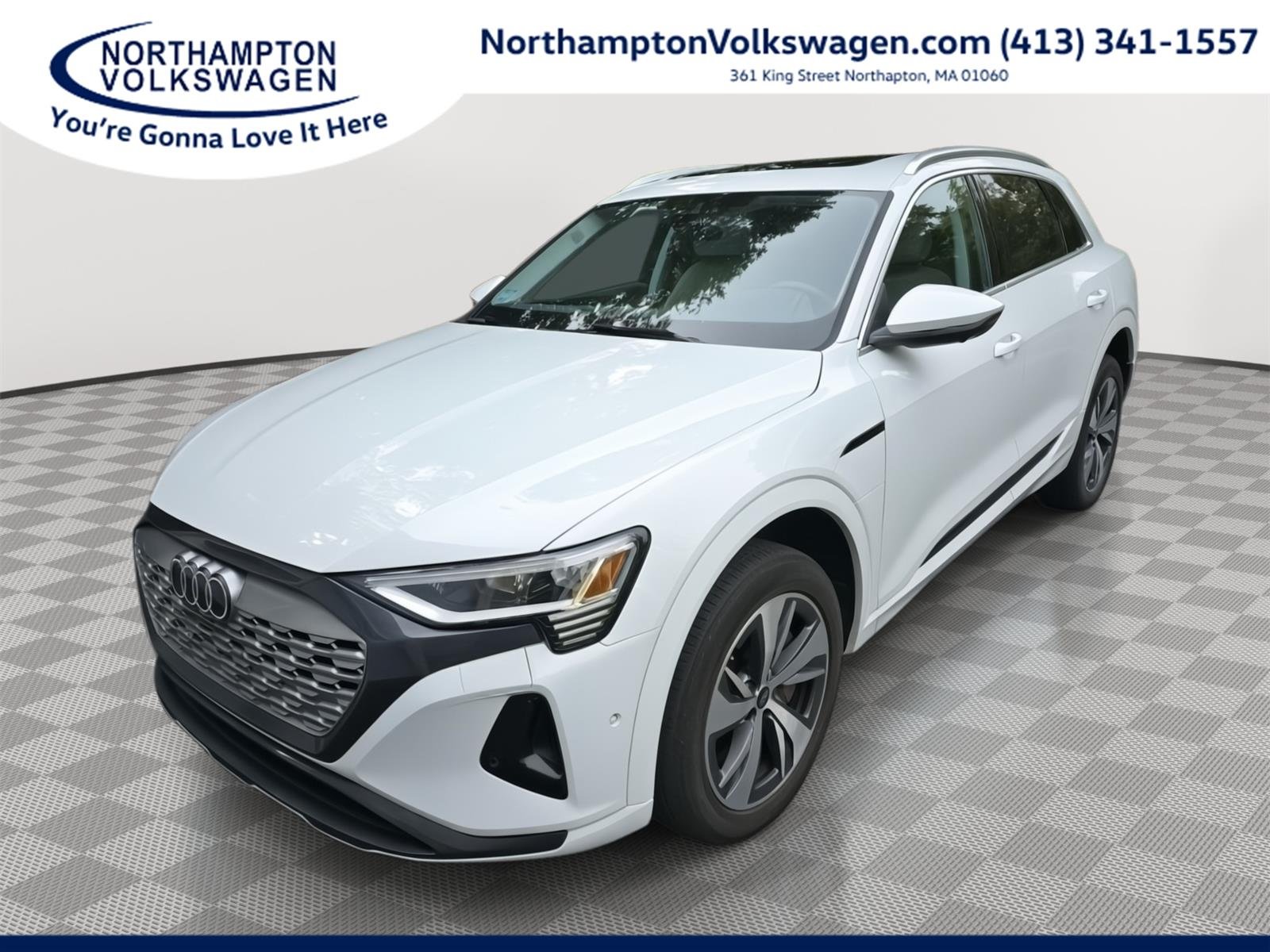 2024 Audi Q8 e-tron Premium Plus