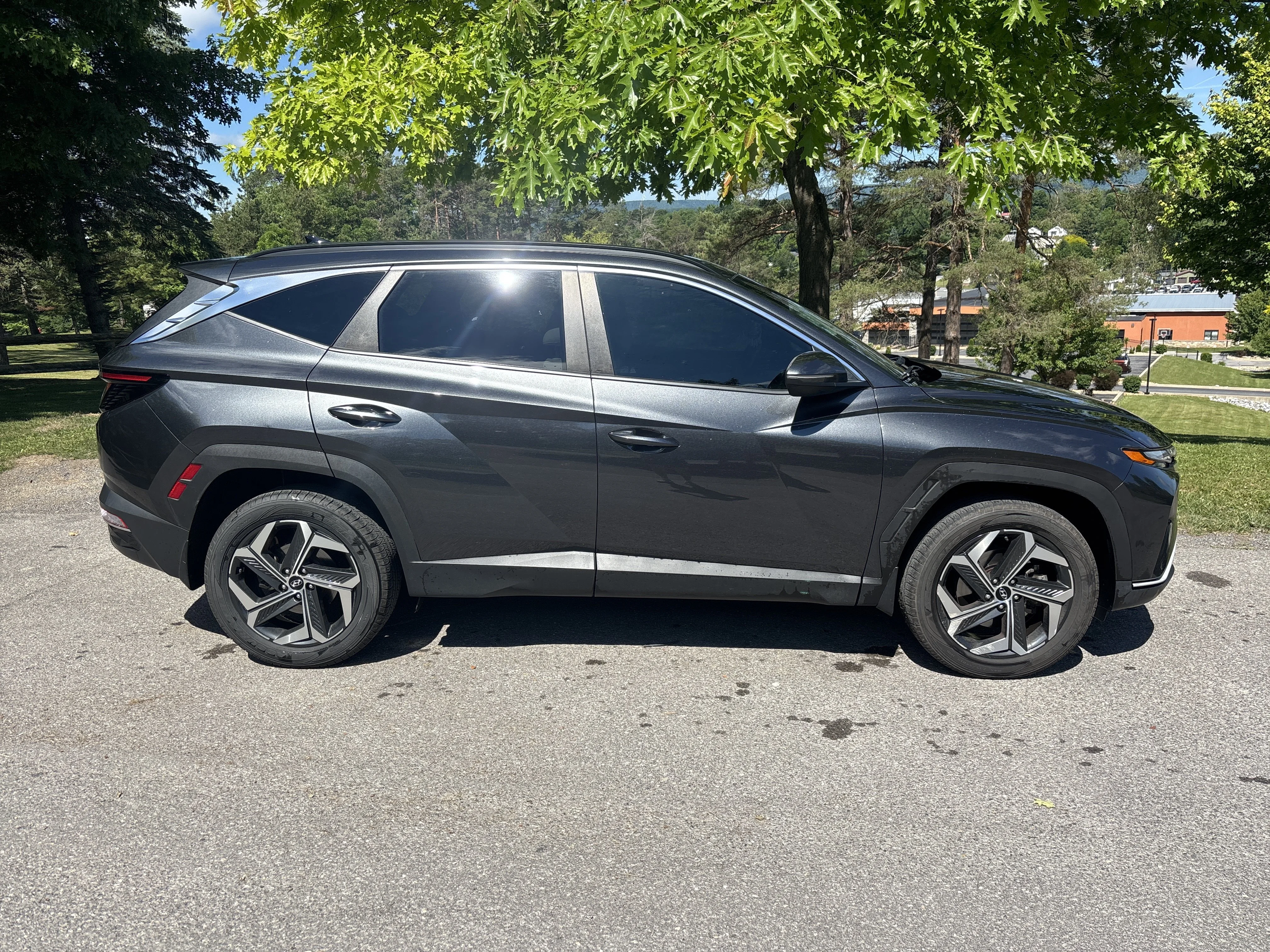 Used 2023 Portofino Gray Hyundai SEL image 2