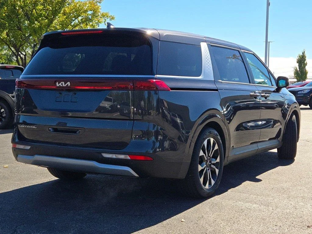 Used 2022 Panthera Metal Kia EX image 10
