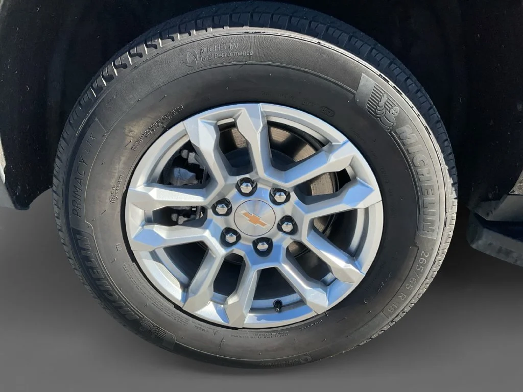 Used 2025 Black Chevrolet LT image 10