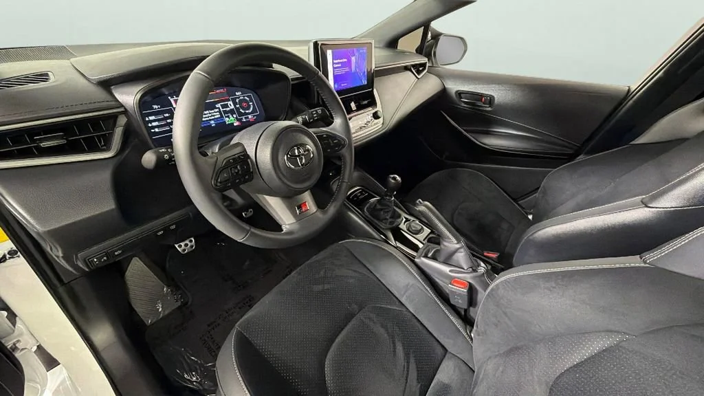 Used 2026 White Toyota Manual (Natl) image 18