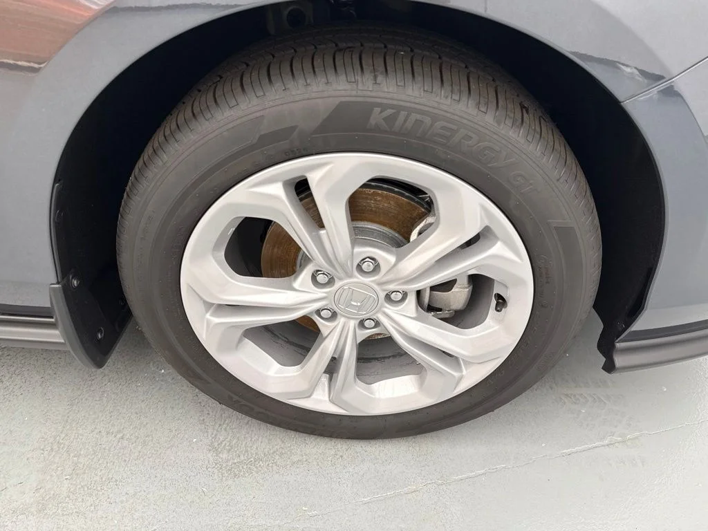 New 2026 Meteorite Gray Metallic Honda LX image 13
