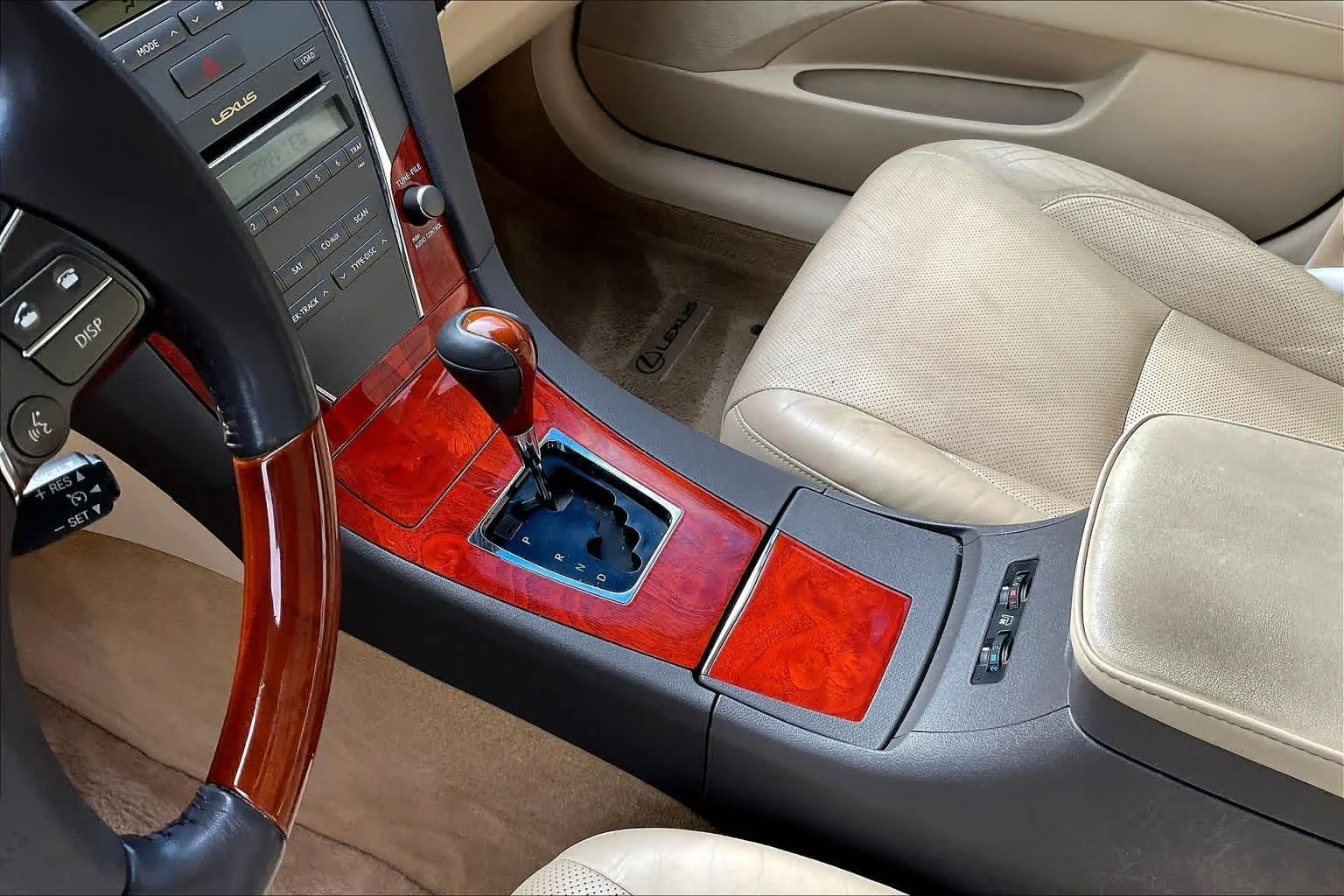 Used 2012 Cerulean Blue Metallic Lexus  image 17