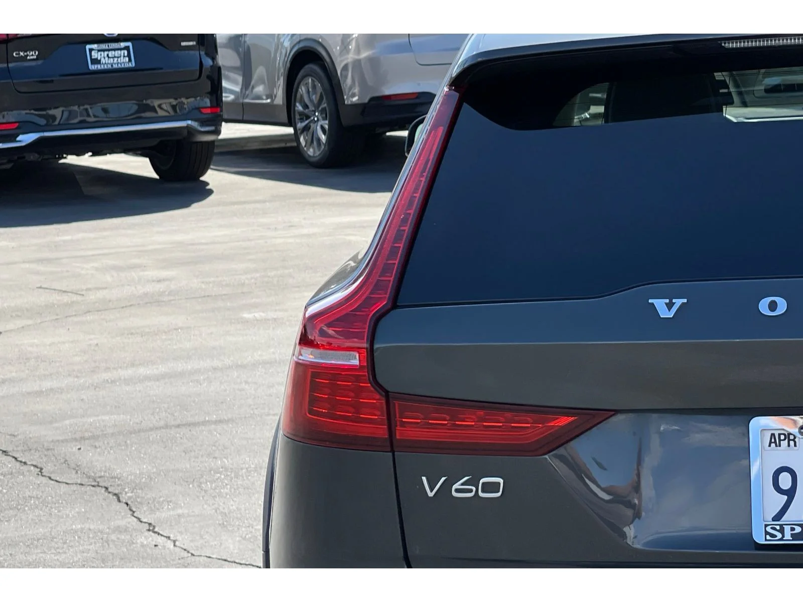 Used 2022 Pine Grey Metallic Volvo T5 image 46
