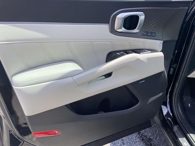 2025 Kia Sorento SX Prestige Hybrid - Photo 12
