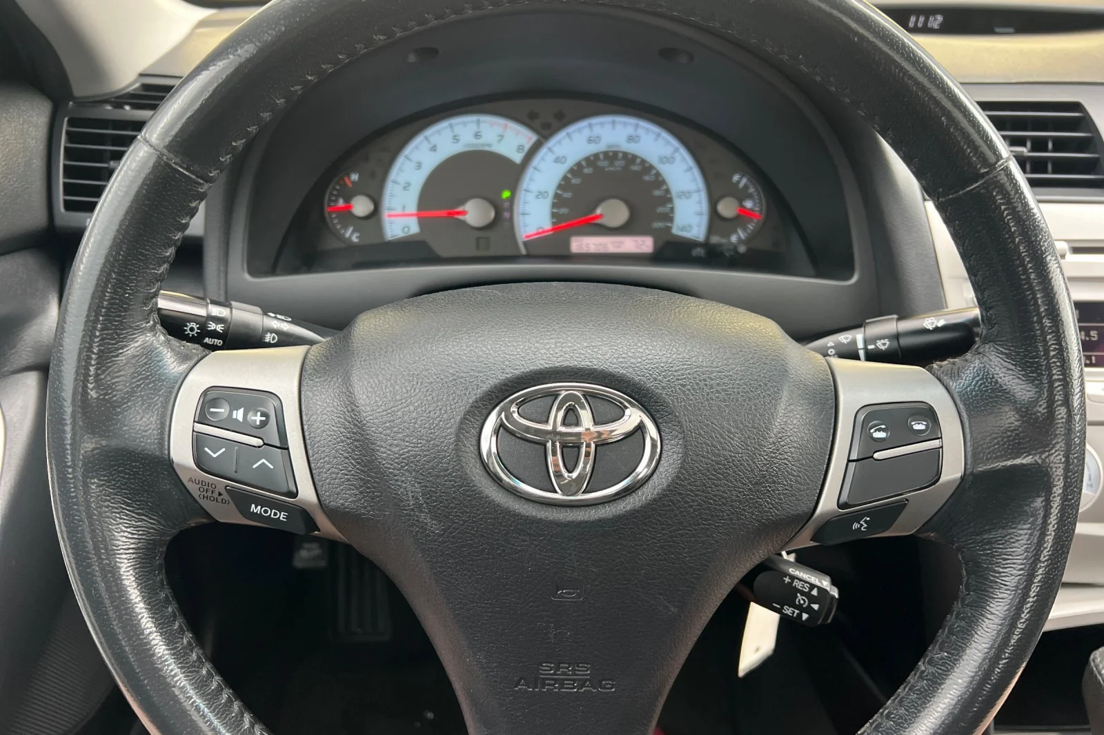 Used 2011 Super White Toyota SE image 21