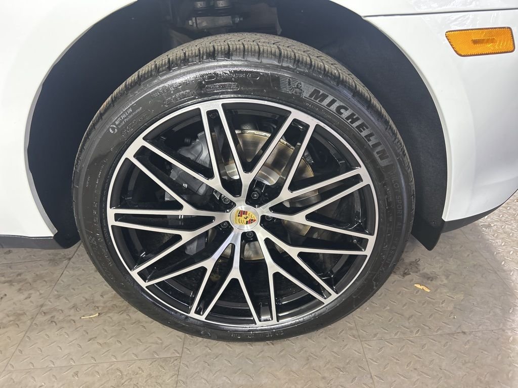 New 2026 White Porsche  image 11
