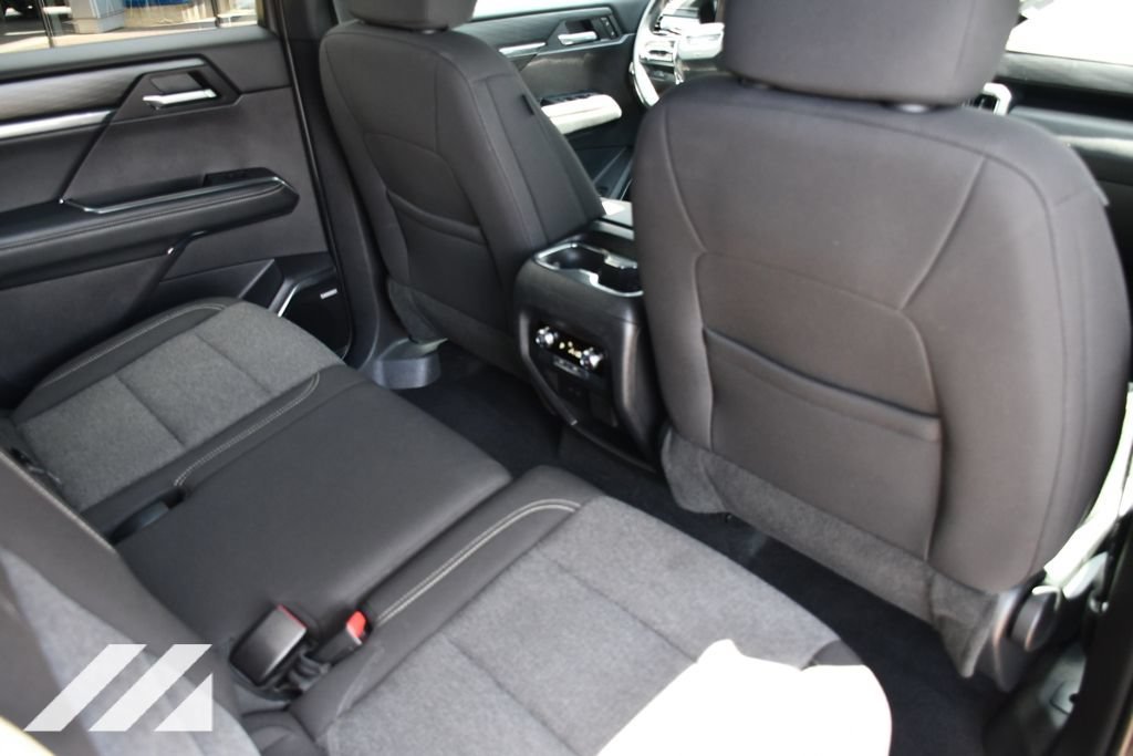 2025 GMC Acadia Elevation - Photo 28