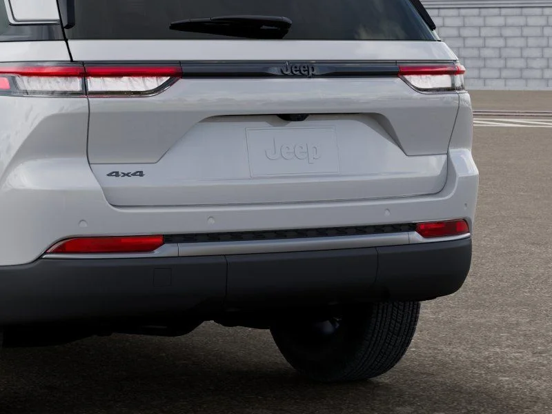 New 2026 Bright White Clearcoat Jeep Altitude image 13