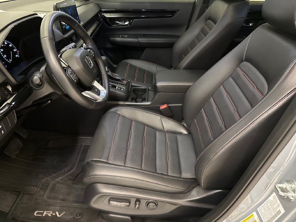 2025 Honda CR-V Sport Touring - Photo 19