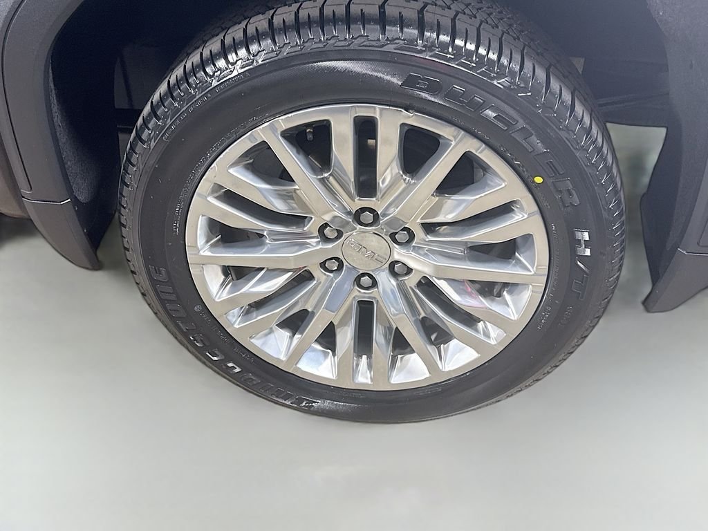 Used 2019 Onyx Black GMC Denali image 9