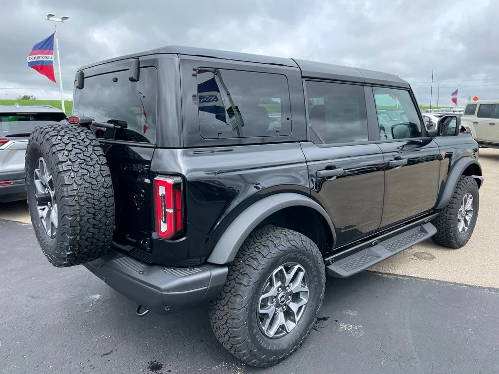 2025 Ford Bronco 4-Door Badlands - Photo 4