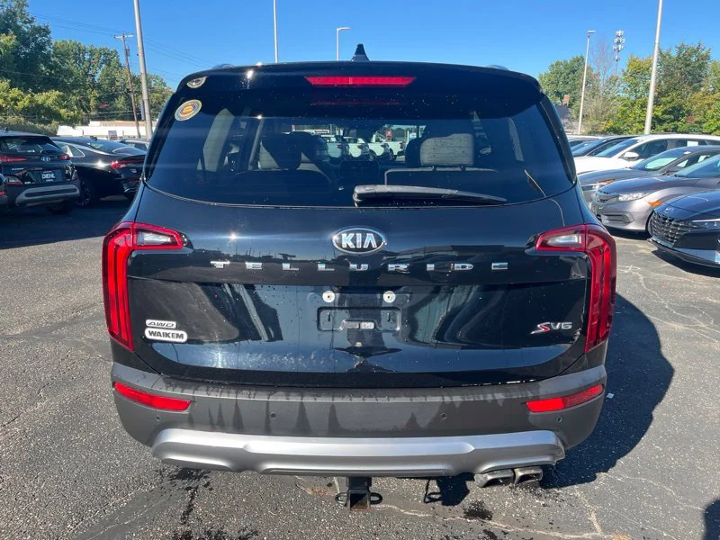 Used 2020 Black Kia S image 6