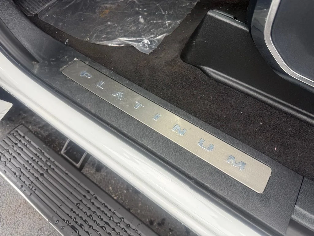 New 2026 Star White Metallic Tri-Coat Ford F-250® Platinum® image 19