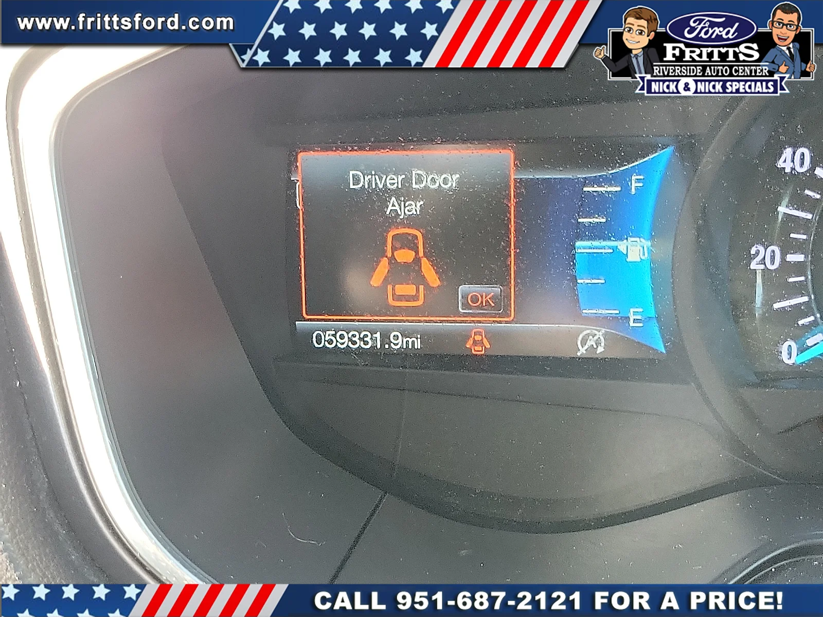 Certified Used 2019 Oxford White Ford SE image 2