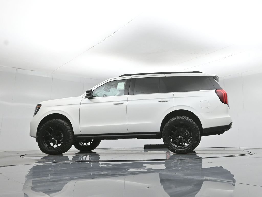 New 2026 Star White Metallic Tri-Coat Ford Active image 53