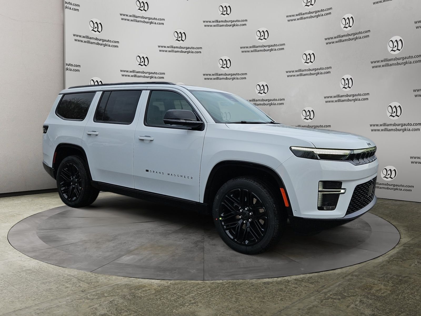 New 2026 Bright White Clear-Coat Exterior Paint Jeep Limited Reserve image 7