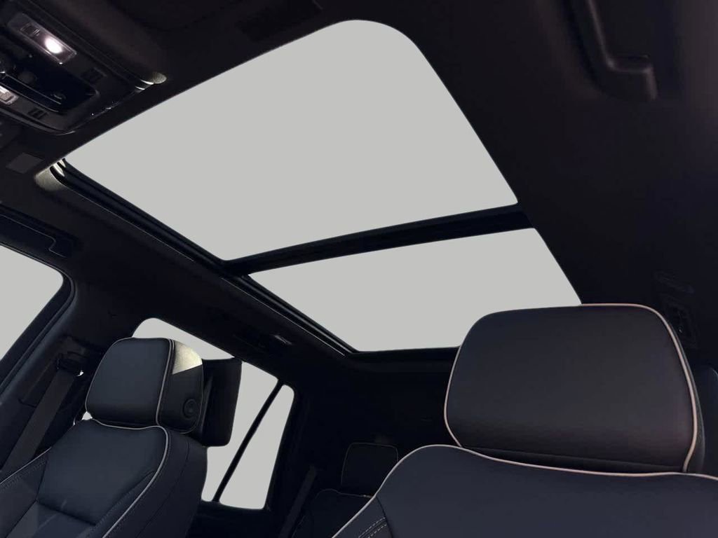 2026 Chevrolet Tahoe Premier - Photo 23